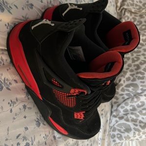 They are used don’t have box I will send videos if need proof of authentication